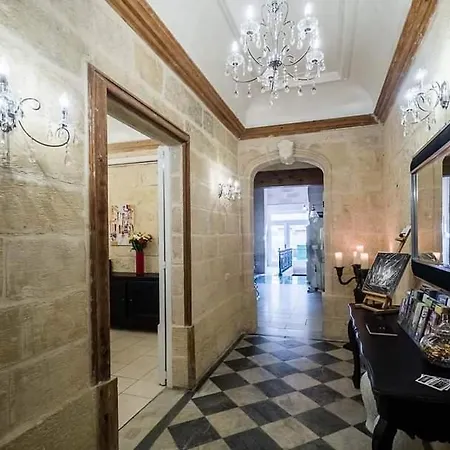 Julesy's Vendégház Cospicua